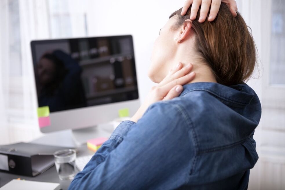 ginnastica per il collo per l'osteocondrosi